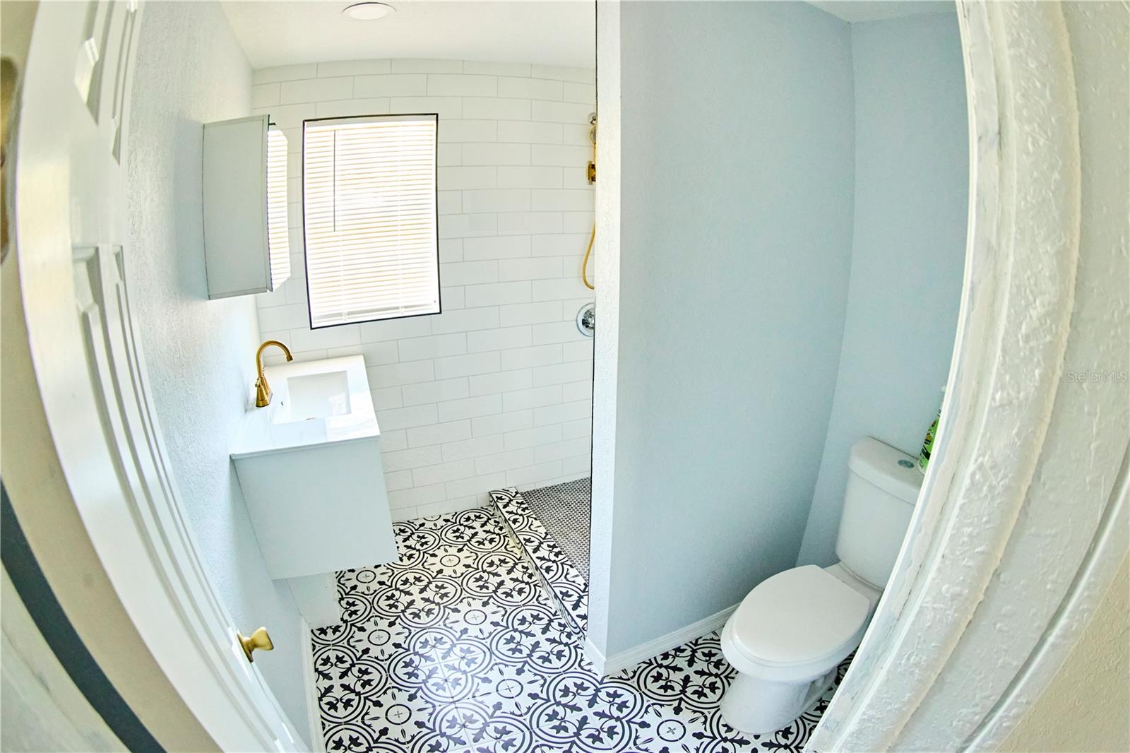 MORA SUB - Residential Lease