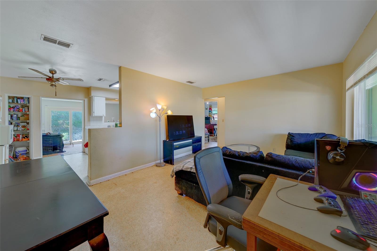 1300 S HILLCREST AVENUE