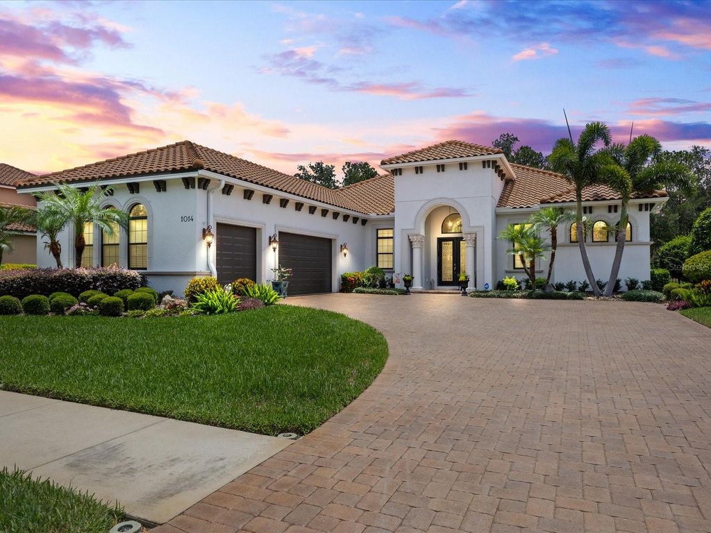 Photo of 1014 Stella Vara Drive, Lutz, FL 33548 (MLS # TB8401858)