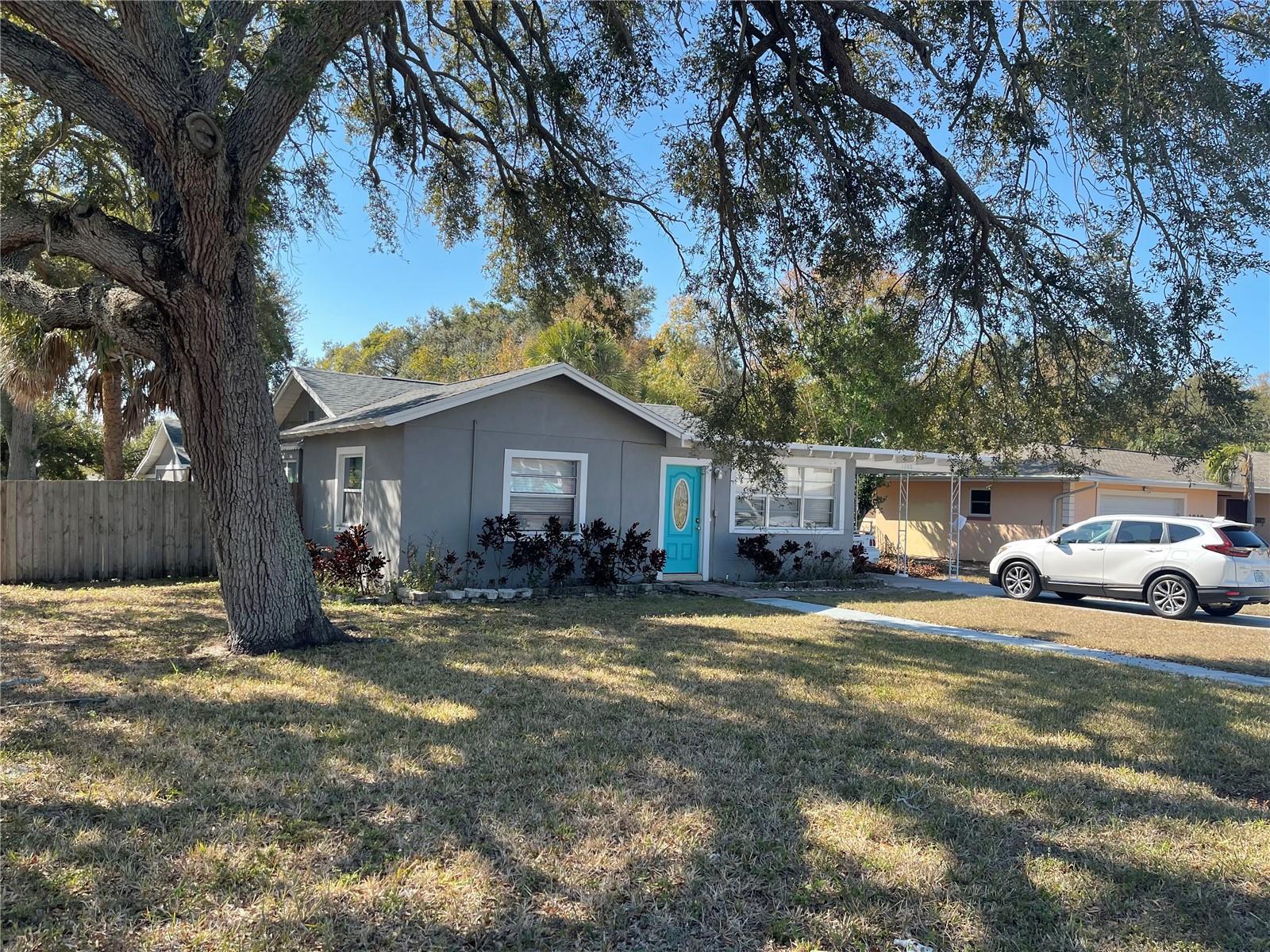 LAKE VISTA - Residential