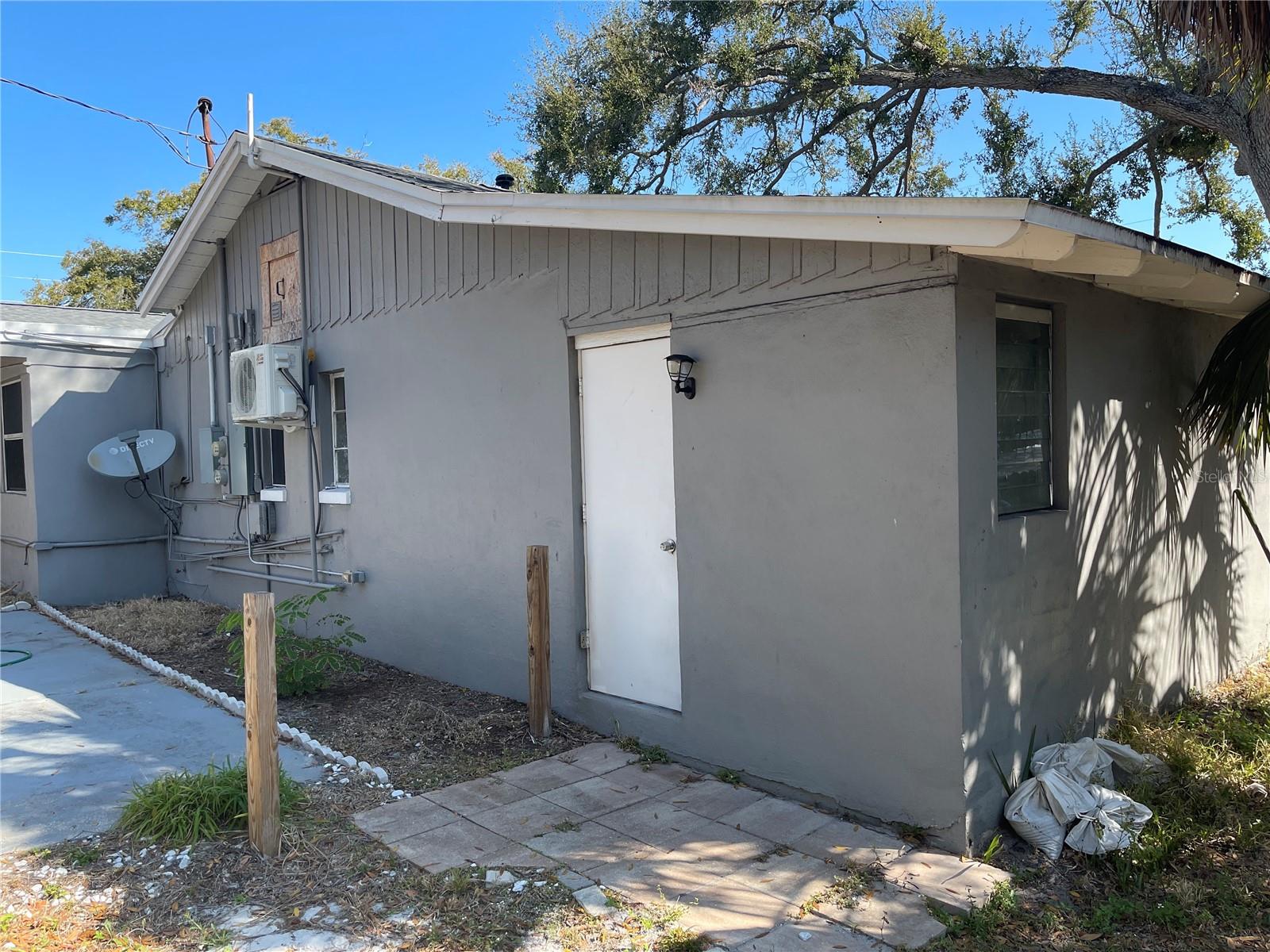 LAKE VISTA - Residential