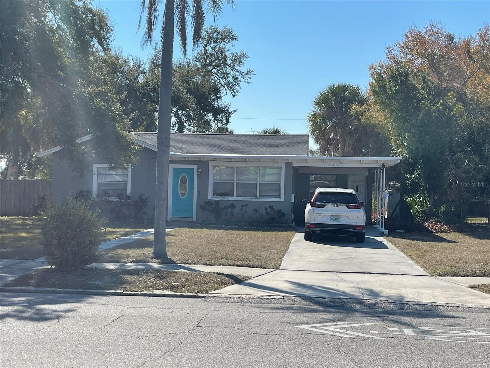 LAKE VISTA - Residential