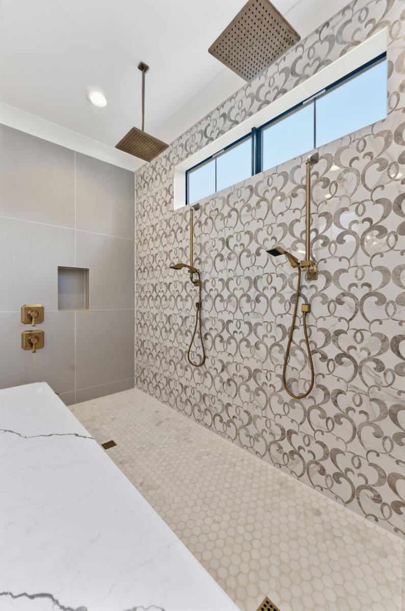 PALM PARK - Residential