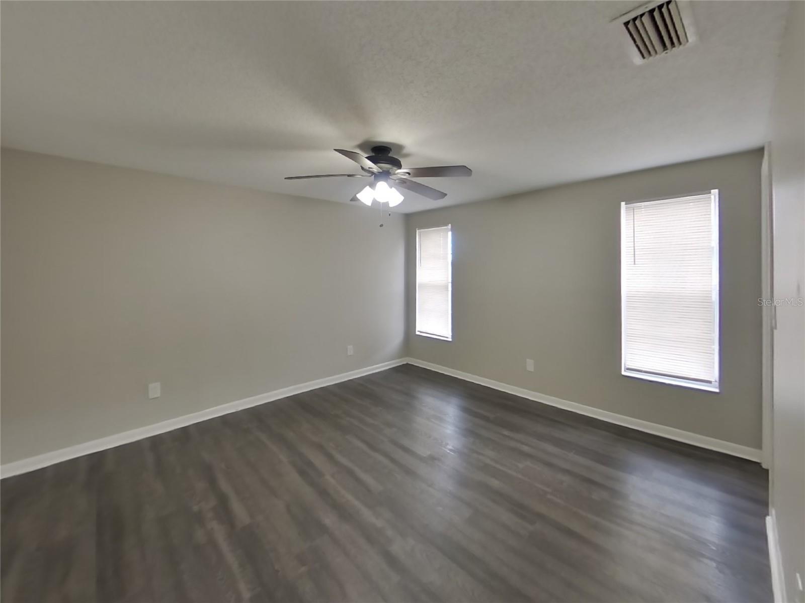 BRANDON LAKES - Residential Lease