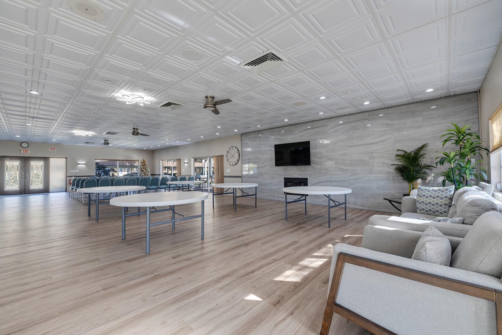 BOCA CIEGA POINT EAST - Residential