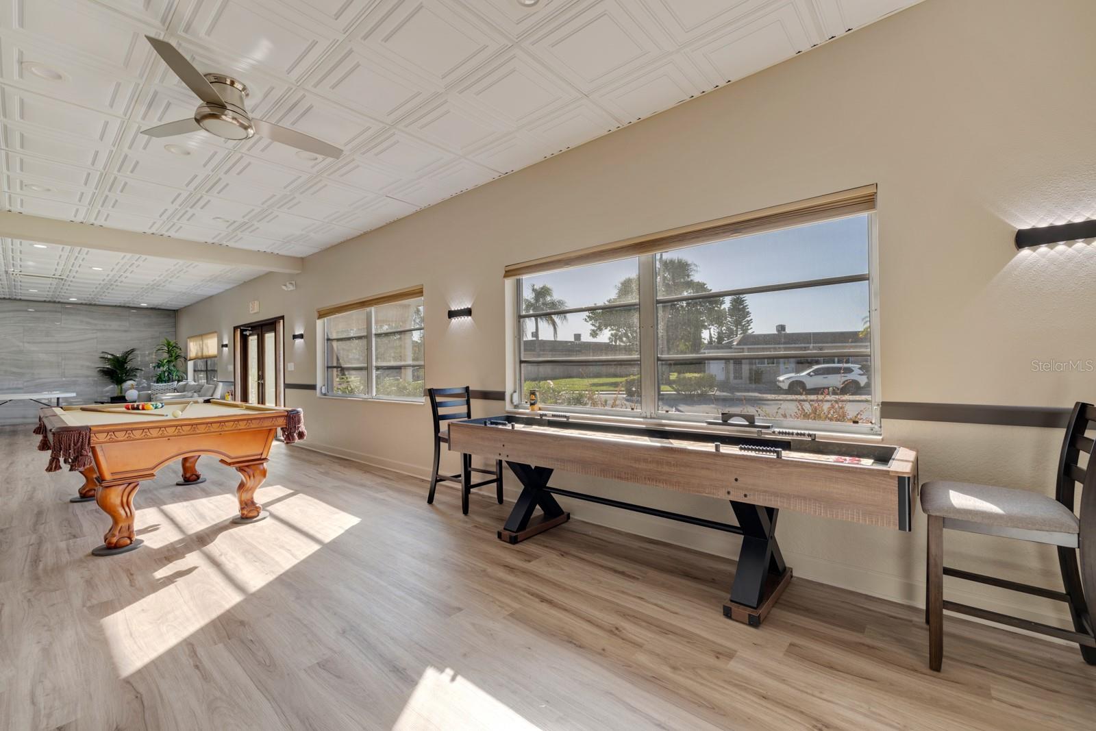 BOCA CIEGA POINT EAST - Residential