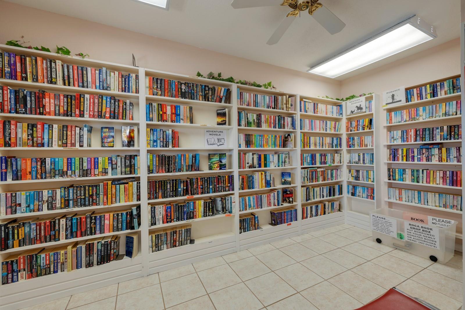 BOCA CIEGA POINT EAST - Residential