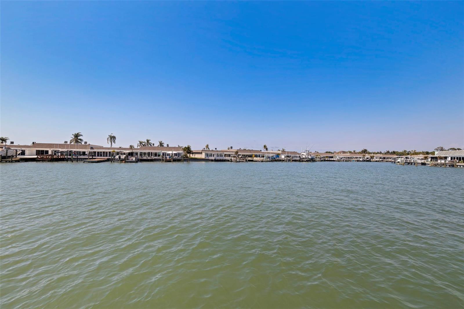 BOCA CIEGA POINT EAST - Residential