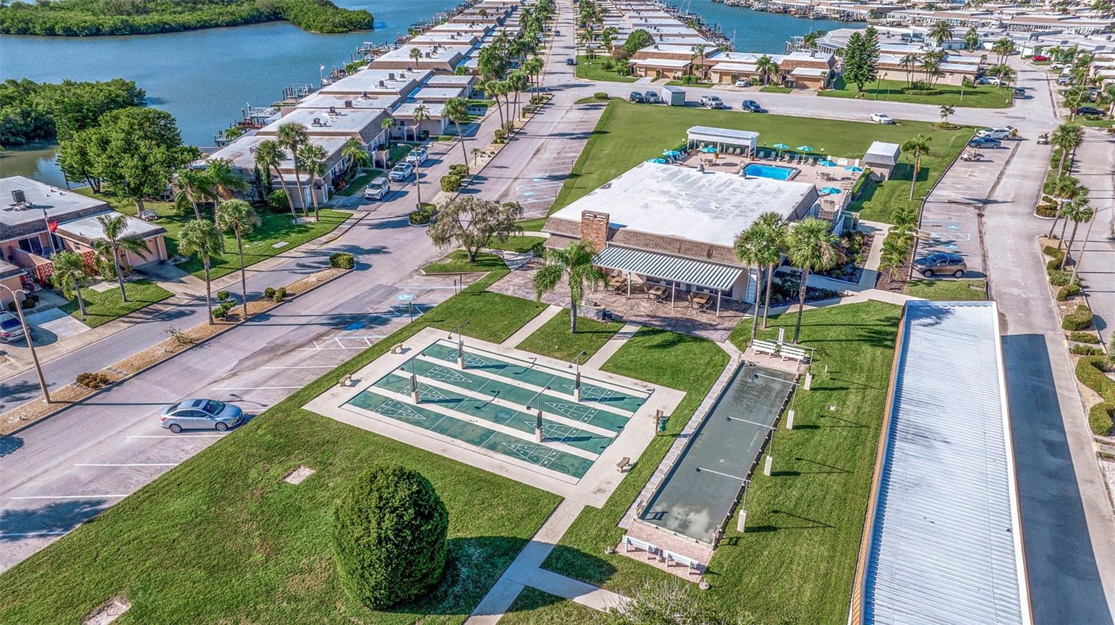 BOCA CIEGA POINT EAST - Residential