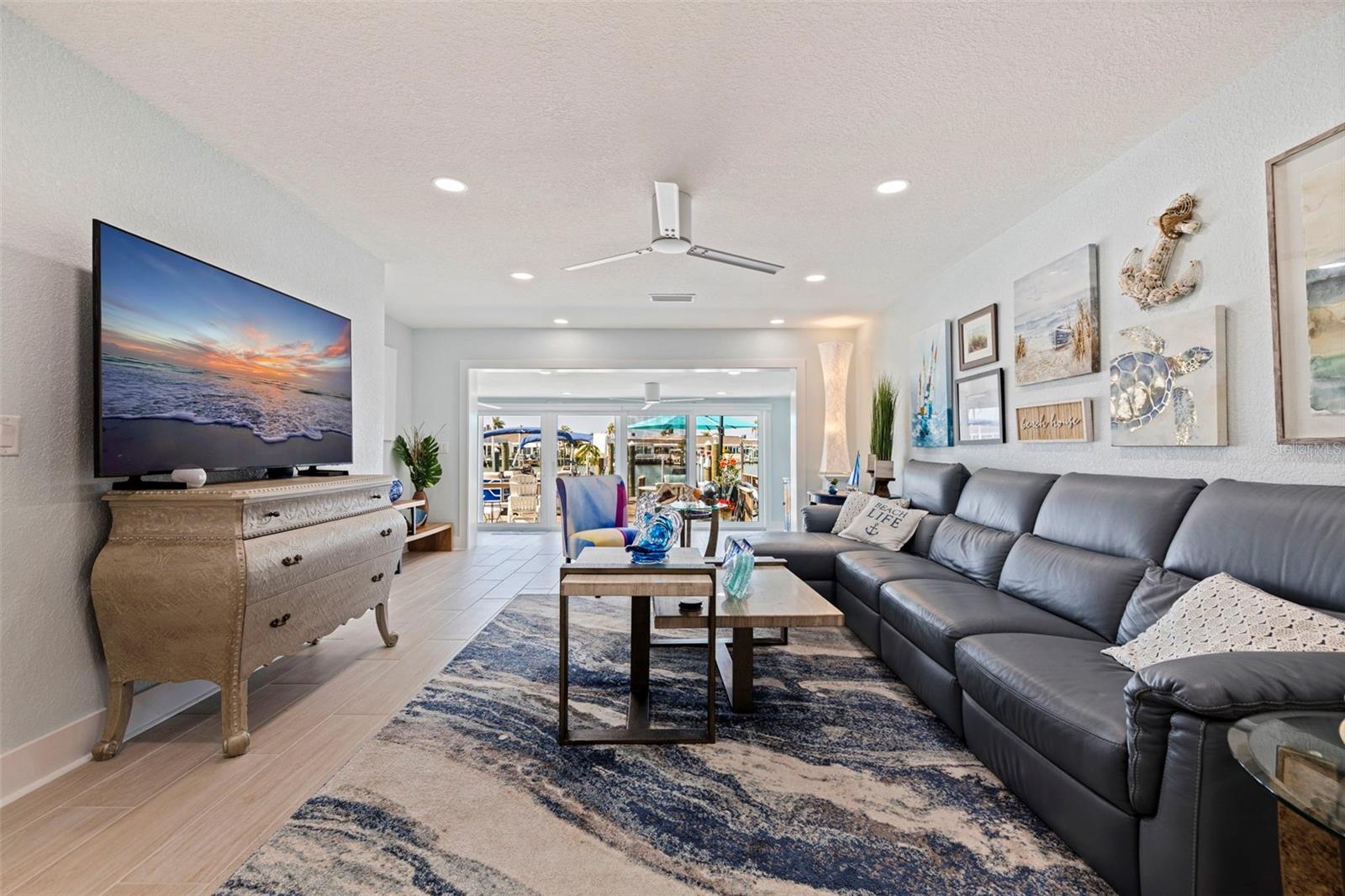 BOCA CIEGA POINT EAST - Residential