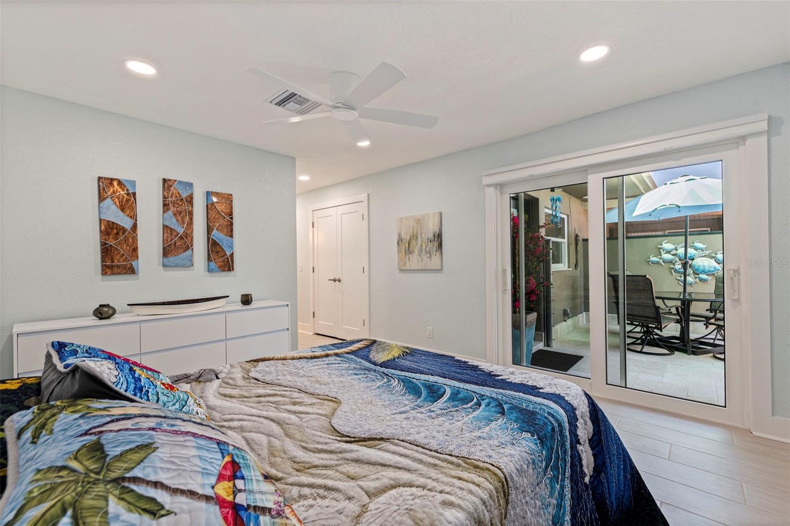 BOCA CIEGA POINT EAST - Residential