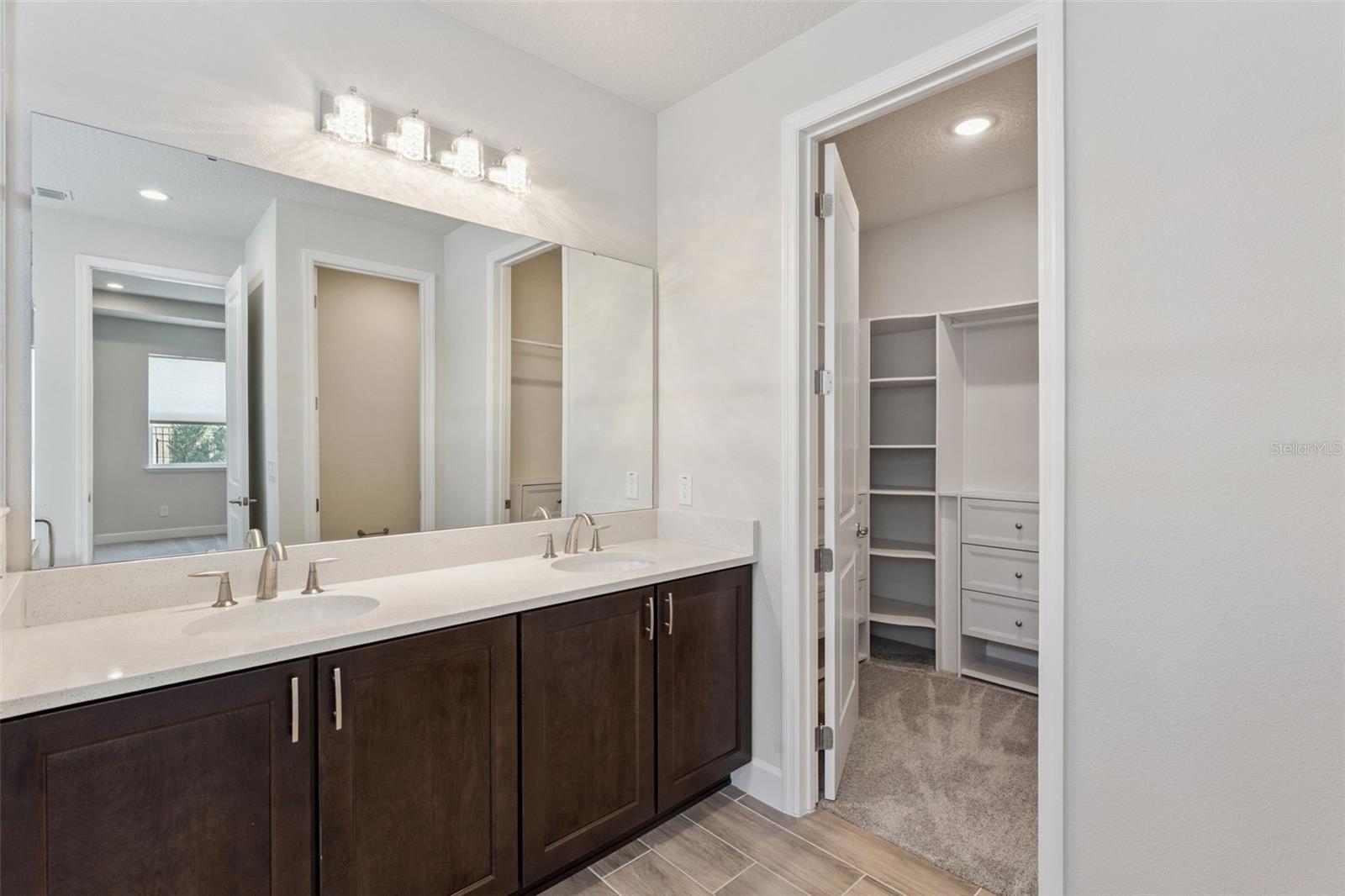 OAKS/KELLY PARK PH 2 - Residential