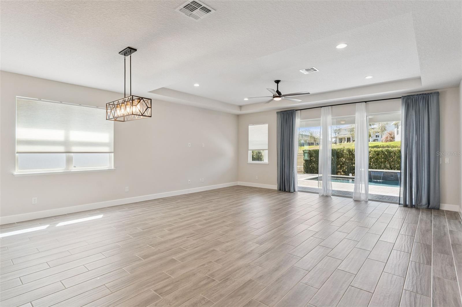 OAKS/KELLY PARK PH 2 - Residential