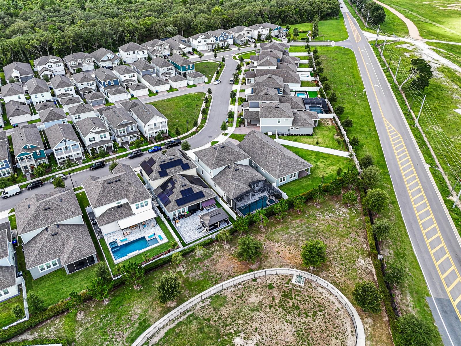 WINDING BAY PH 3 - Residential