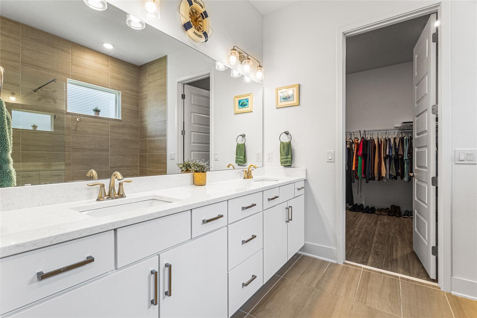 WINDING BAY PH 3 - Residential