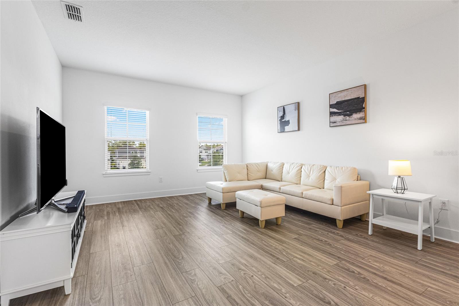 WINDING BAY PH 3 - Residential