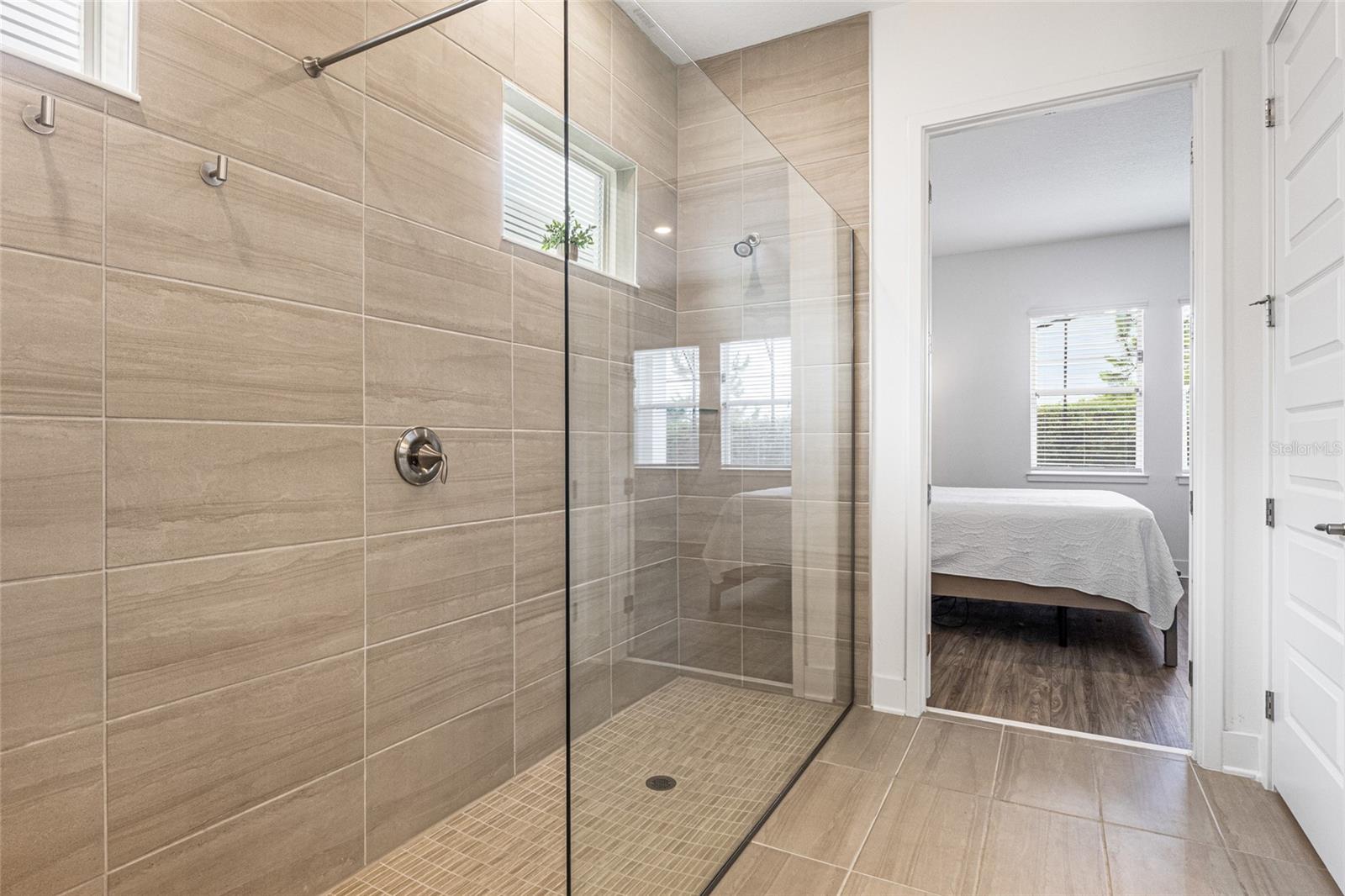 WINDING BAY PH 3 - Residential