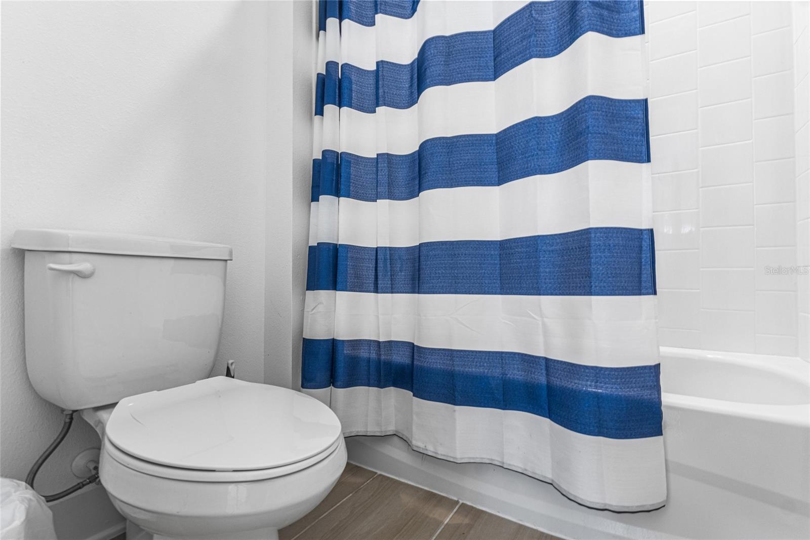 WINDING BAY PH 3 - Residential