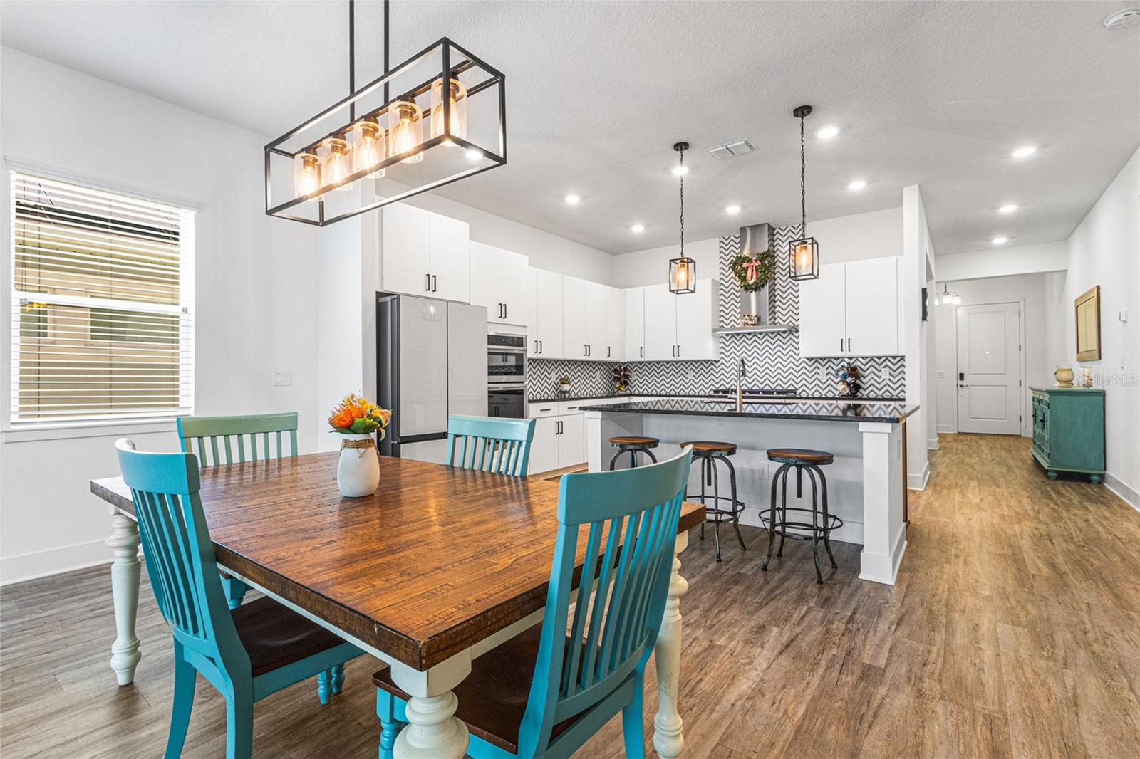 WINDING BAY PH 3 - Residential