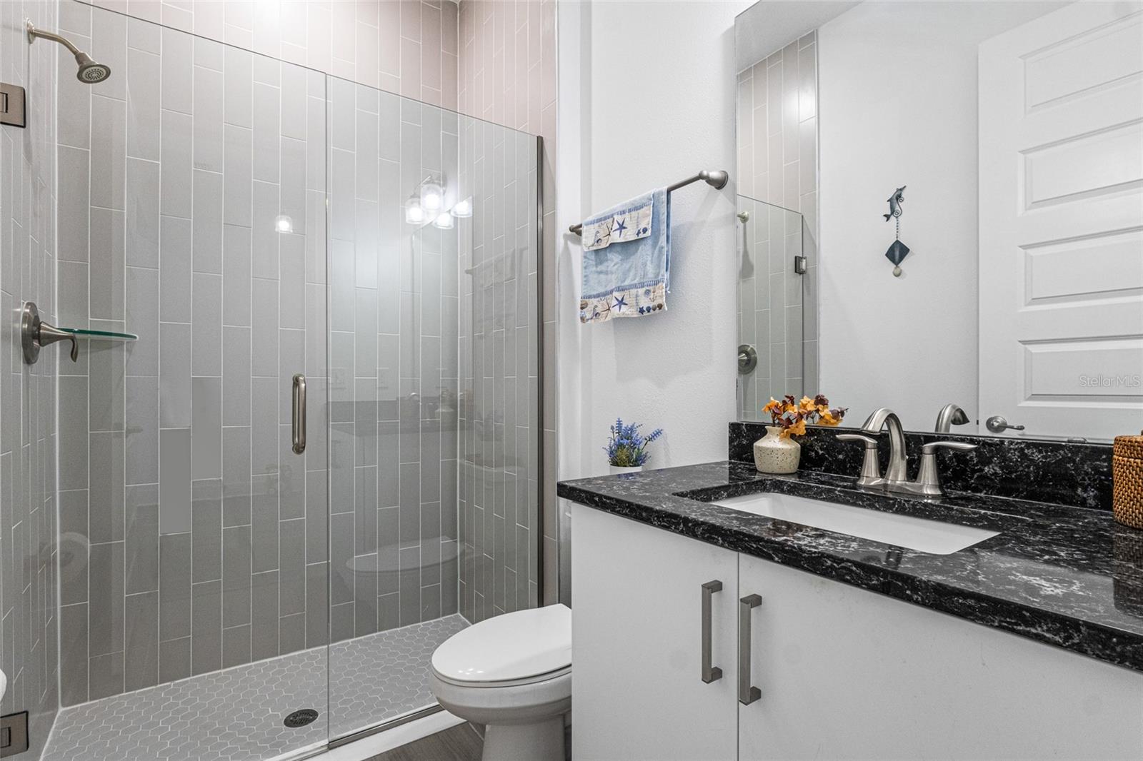 WINDING BAY PH 3 - Residential