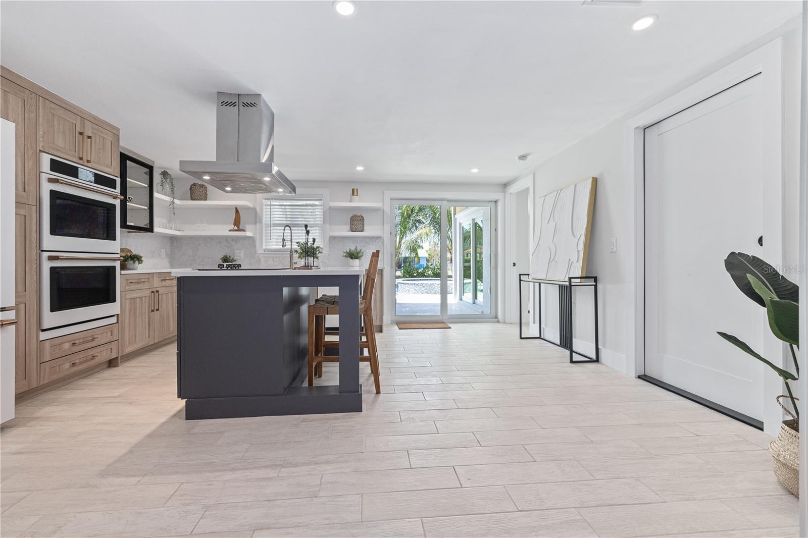 SUNRISE PARK REP - Residential