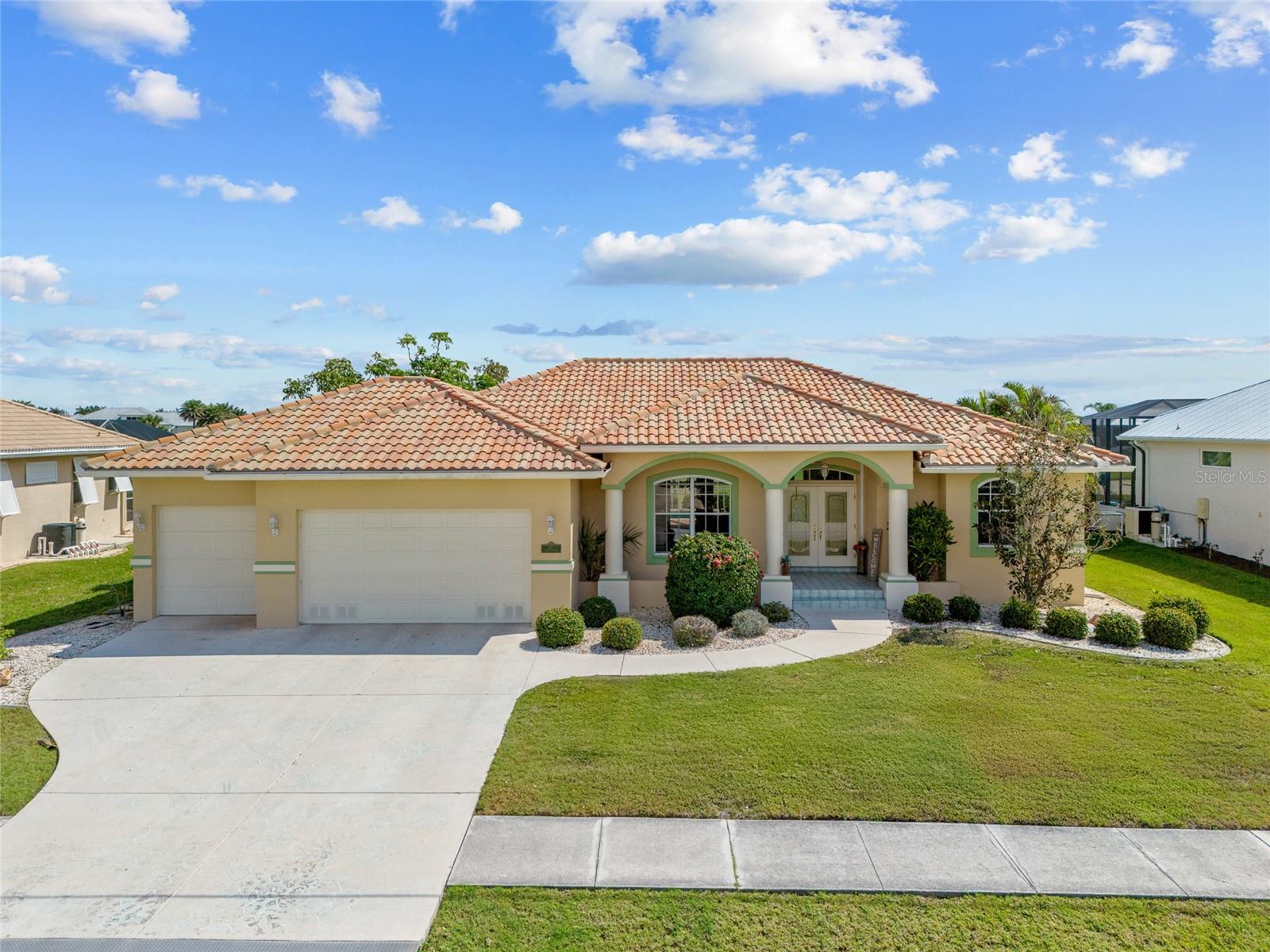 2117 DEBORAH DRIVE