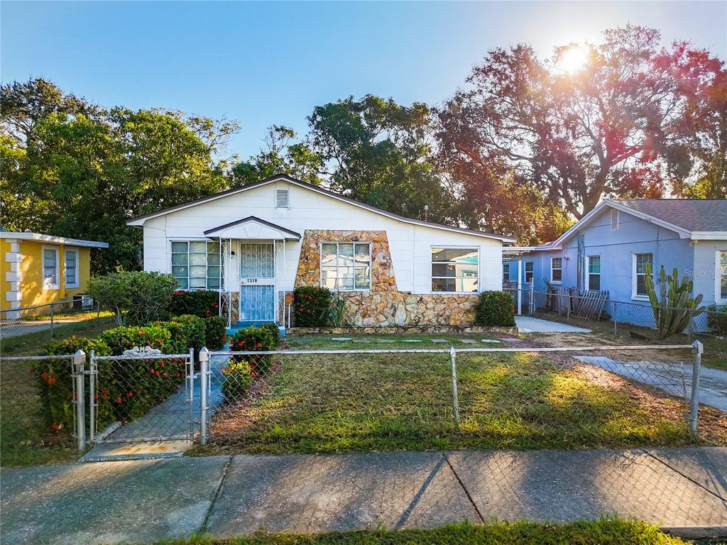 Photo of 1318 Preston Street S, St Petersburg, FL 33712 (MLS # TB8461565)