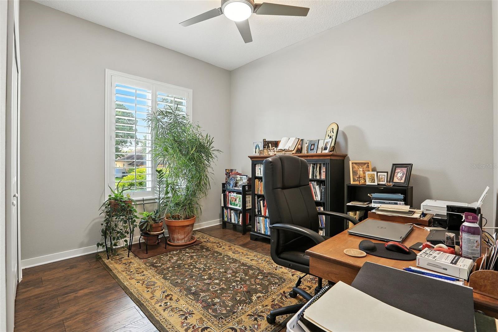 ISLAND POINTE SUB - Residential