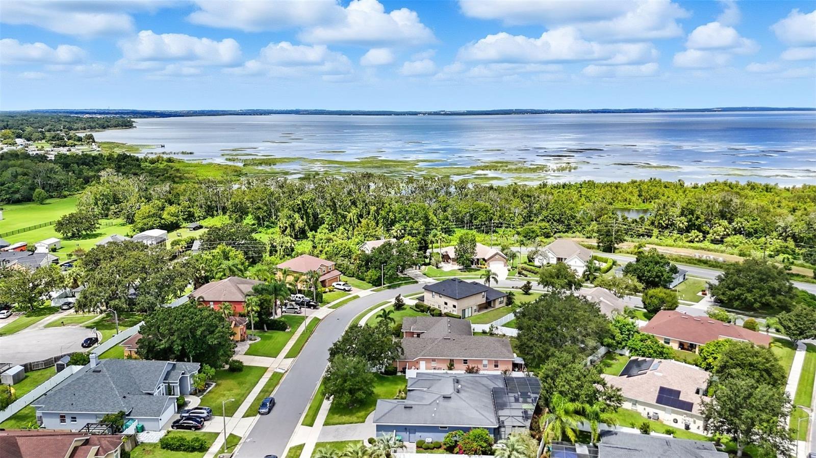 ISLAND POINTE SUB - Residential