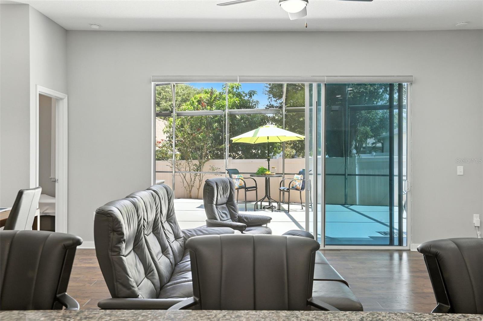 ISLAND POINTE SUB - Residential