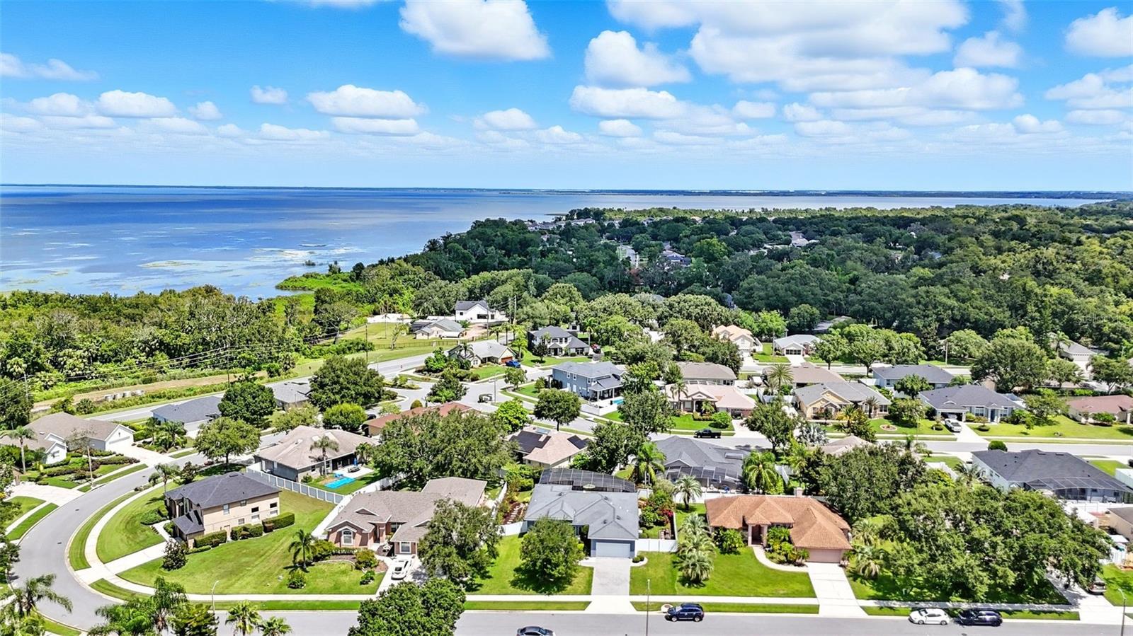 ISLAND POINTE SUB - Residential