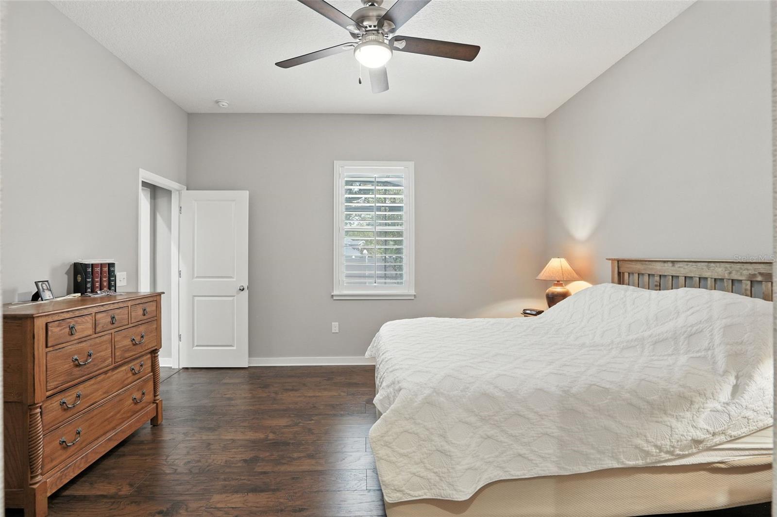 ISLAND POINTE SUB - Residential