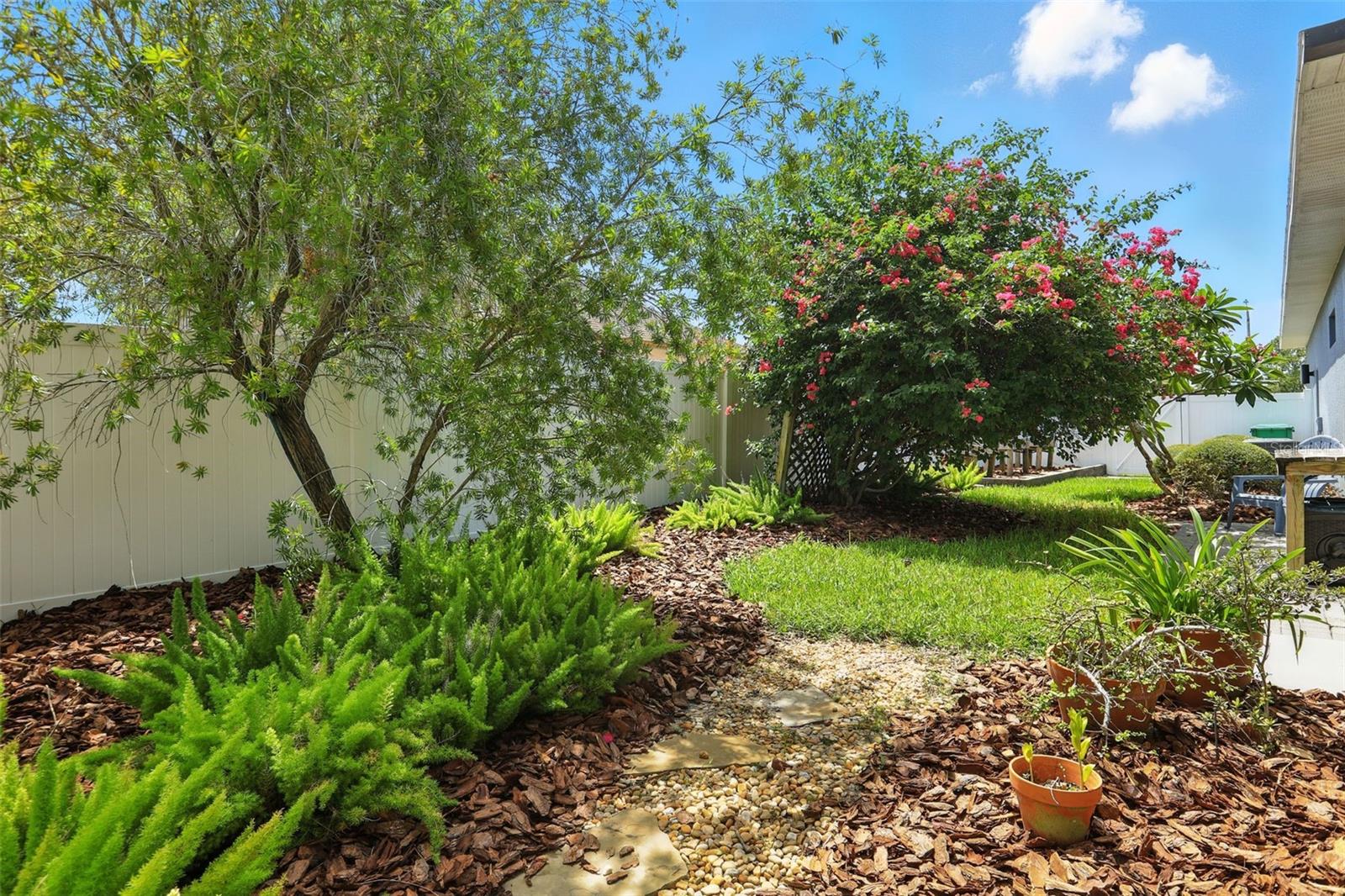 ISLAND POINTE SUB - Residential