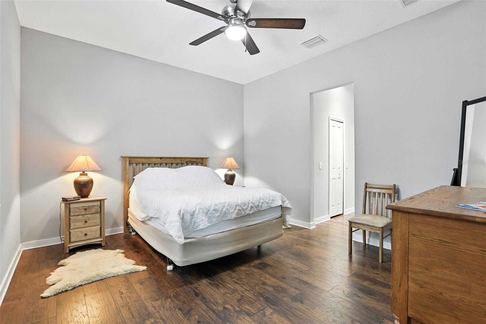 ISLAND POINTE SUB - Residential