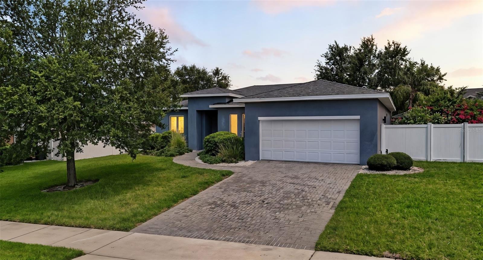 ISLAND POINTE SUB - Residential