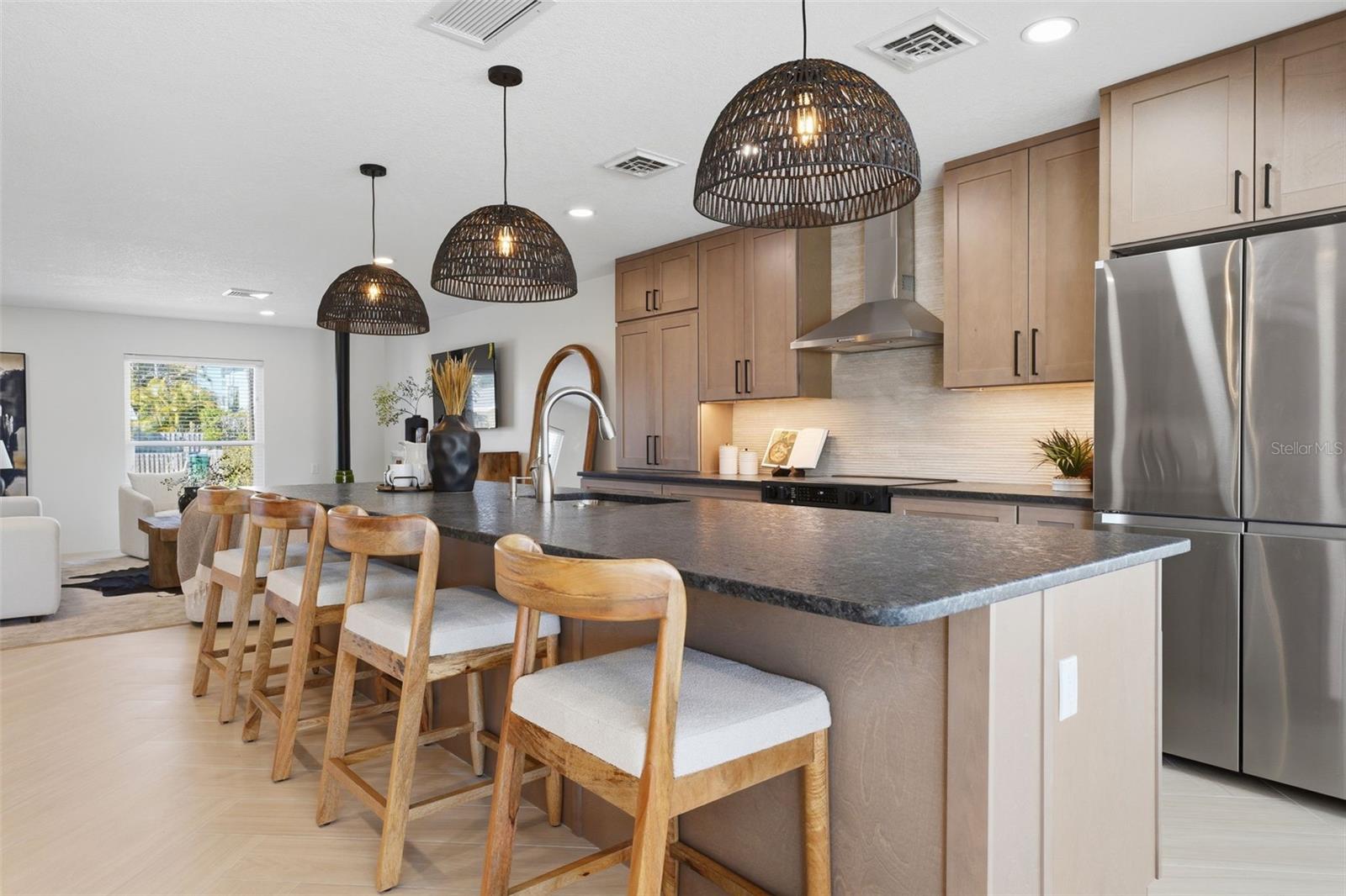 HOLMES BEACH 17TH UNIT - Residential