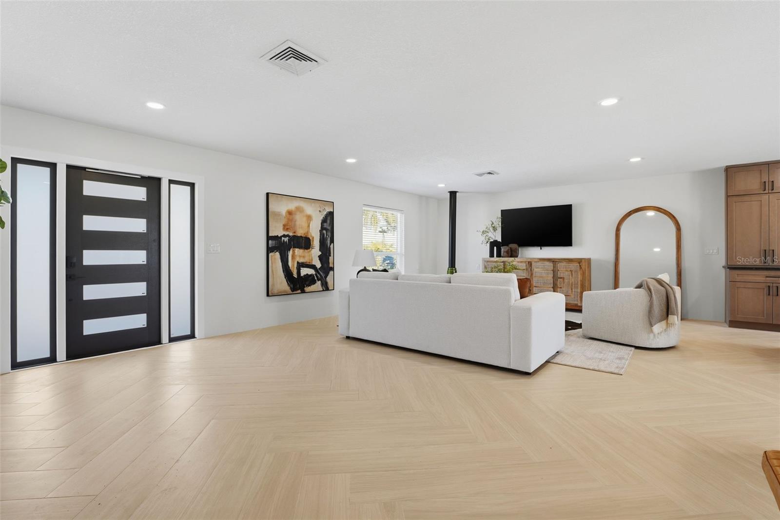 HOLMES BEACH 17TH UNIT - Residential