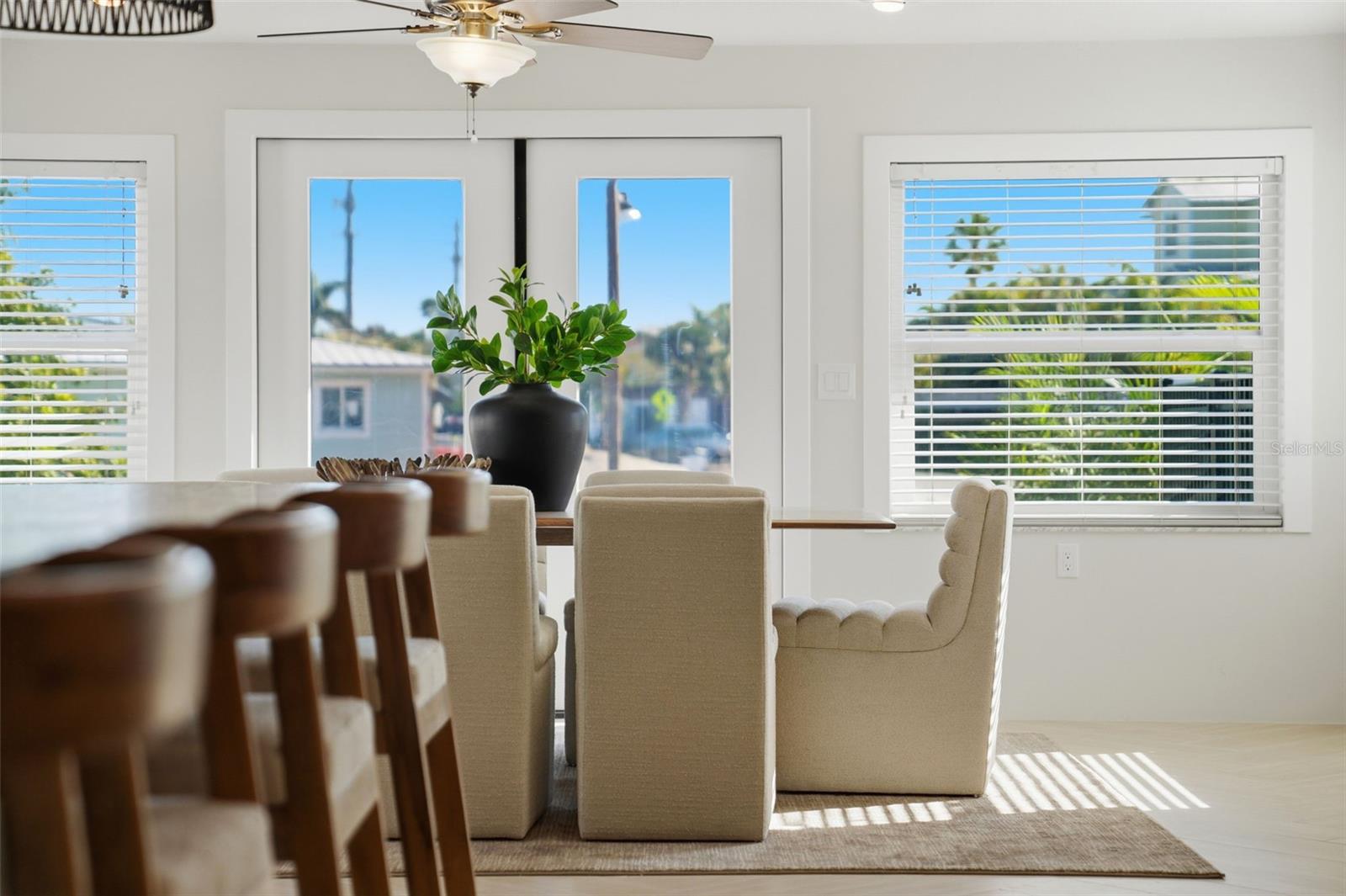 HOLMES BEACH 17TH UNIT - Residential