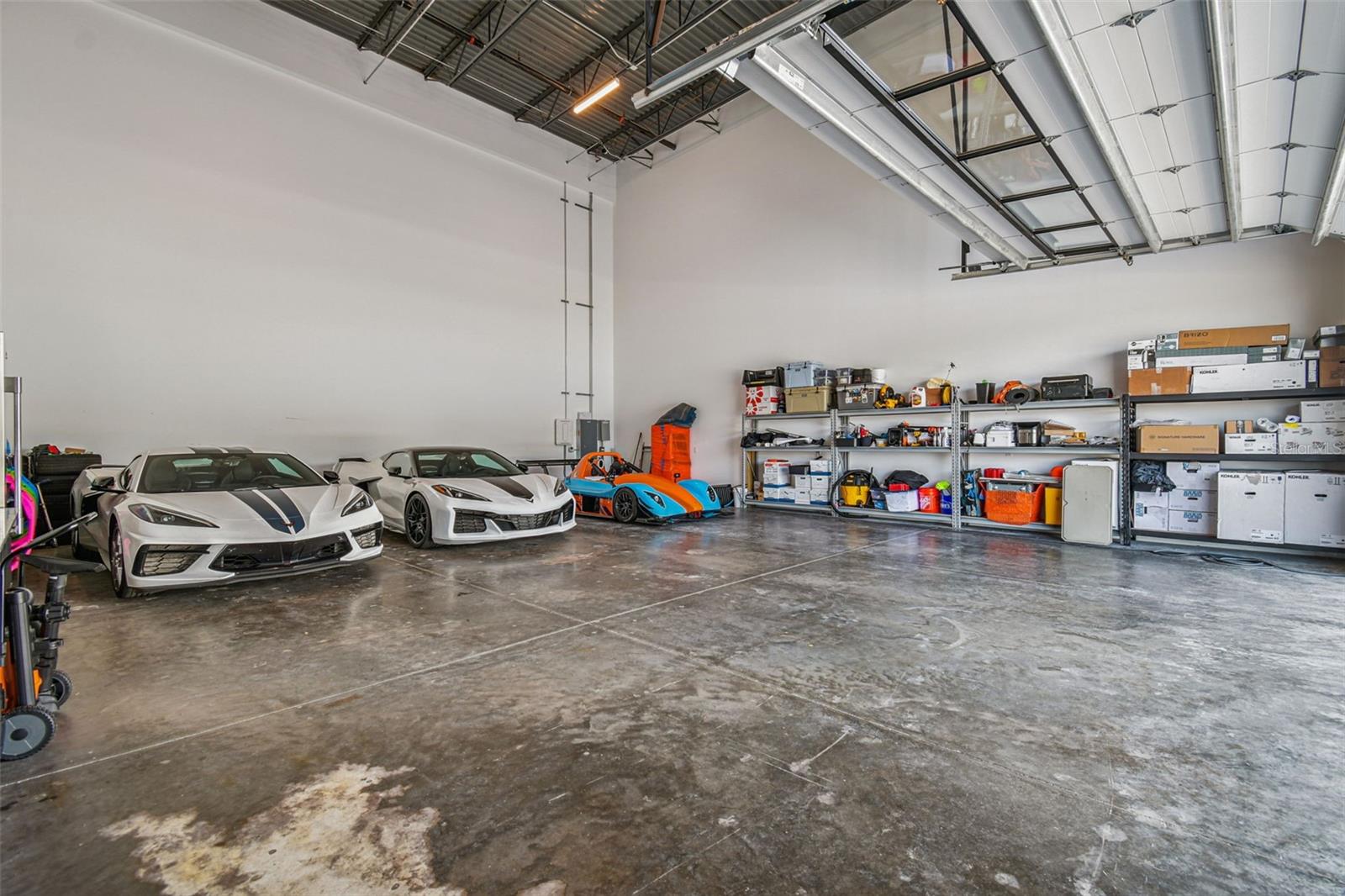 MOTOR ENCLAVE PH 1 - Residential