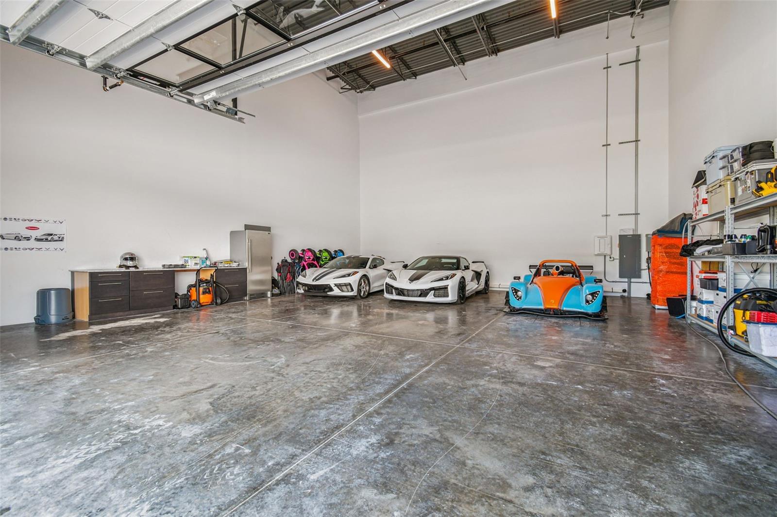 MOTOR ENCLAVE PH 1 - Residential