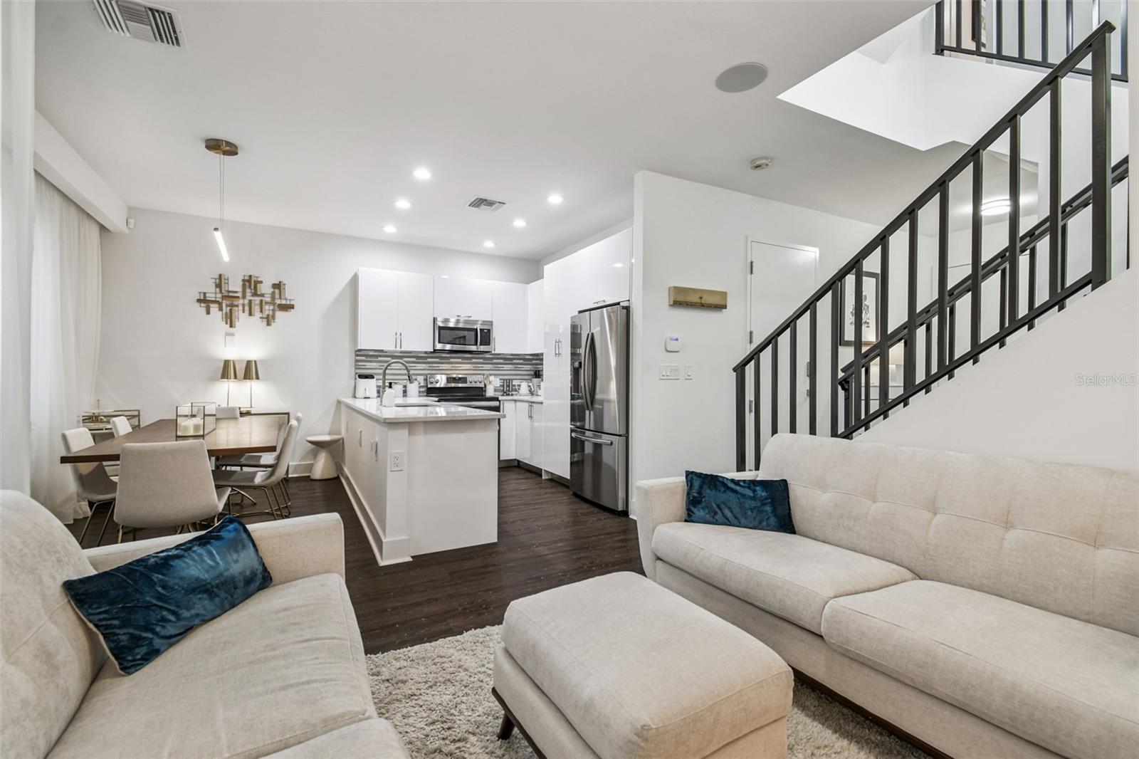 PALM RANCHES A - Residential