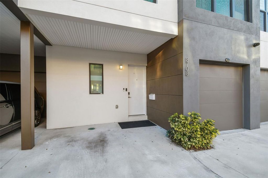 Photo of 8708 Palm Ranches Pl, Tampa, FL 33614 (MLS # TB8454902)