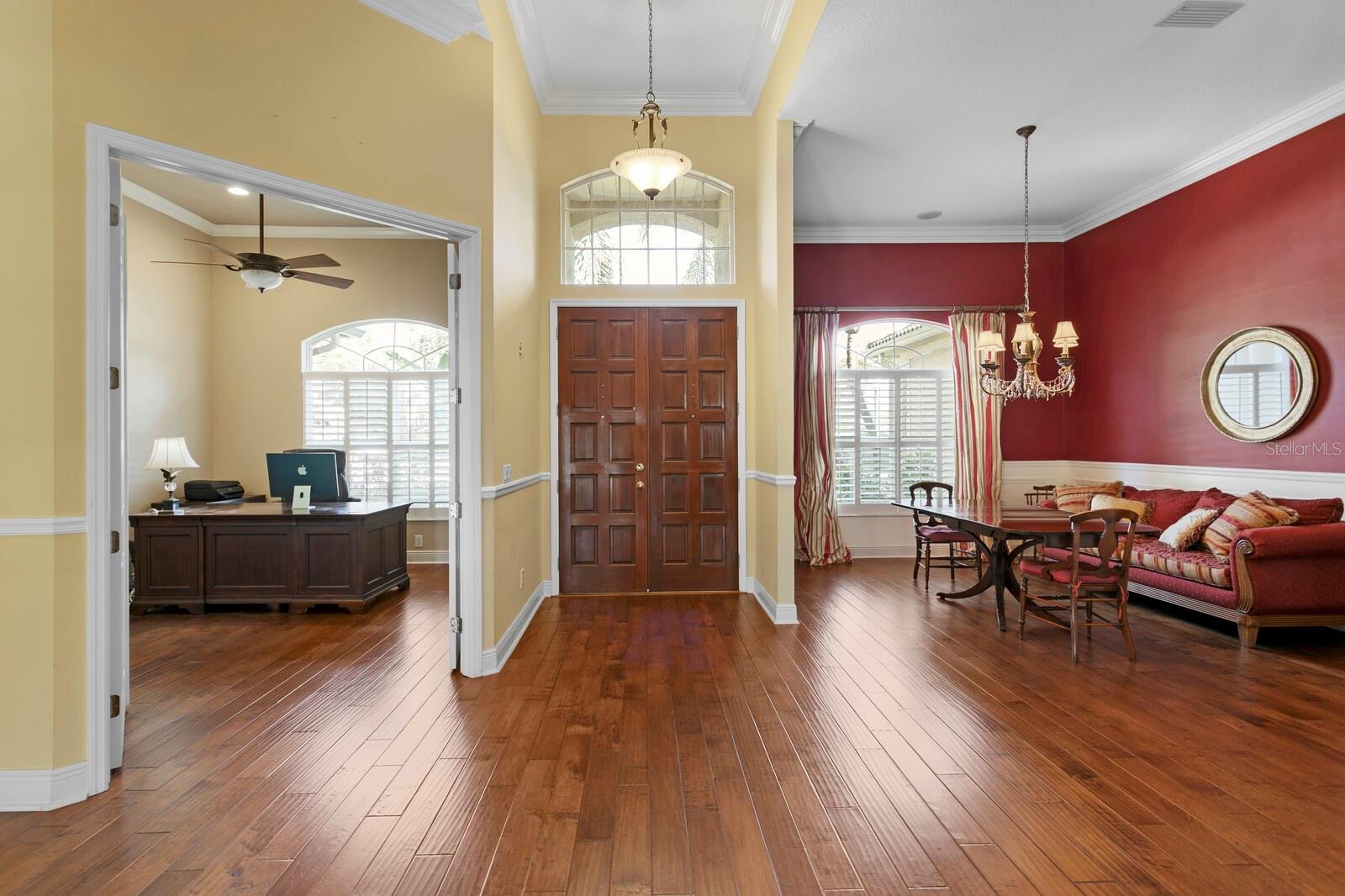 TAMPA PALMS - Residential