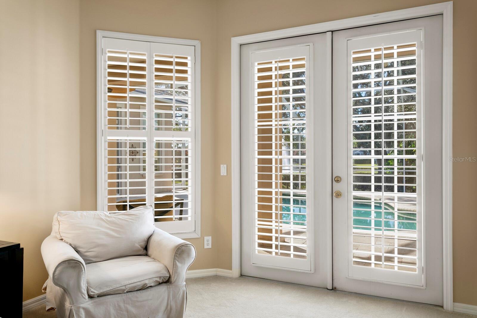 TAMPA PALMS - Residential