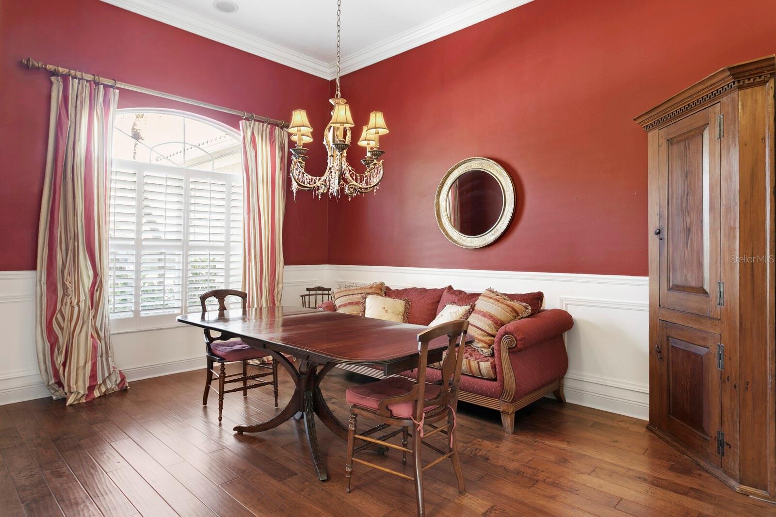 TAMPA PALMS - Residential