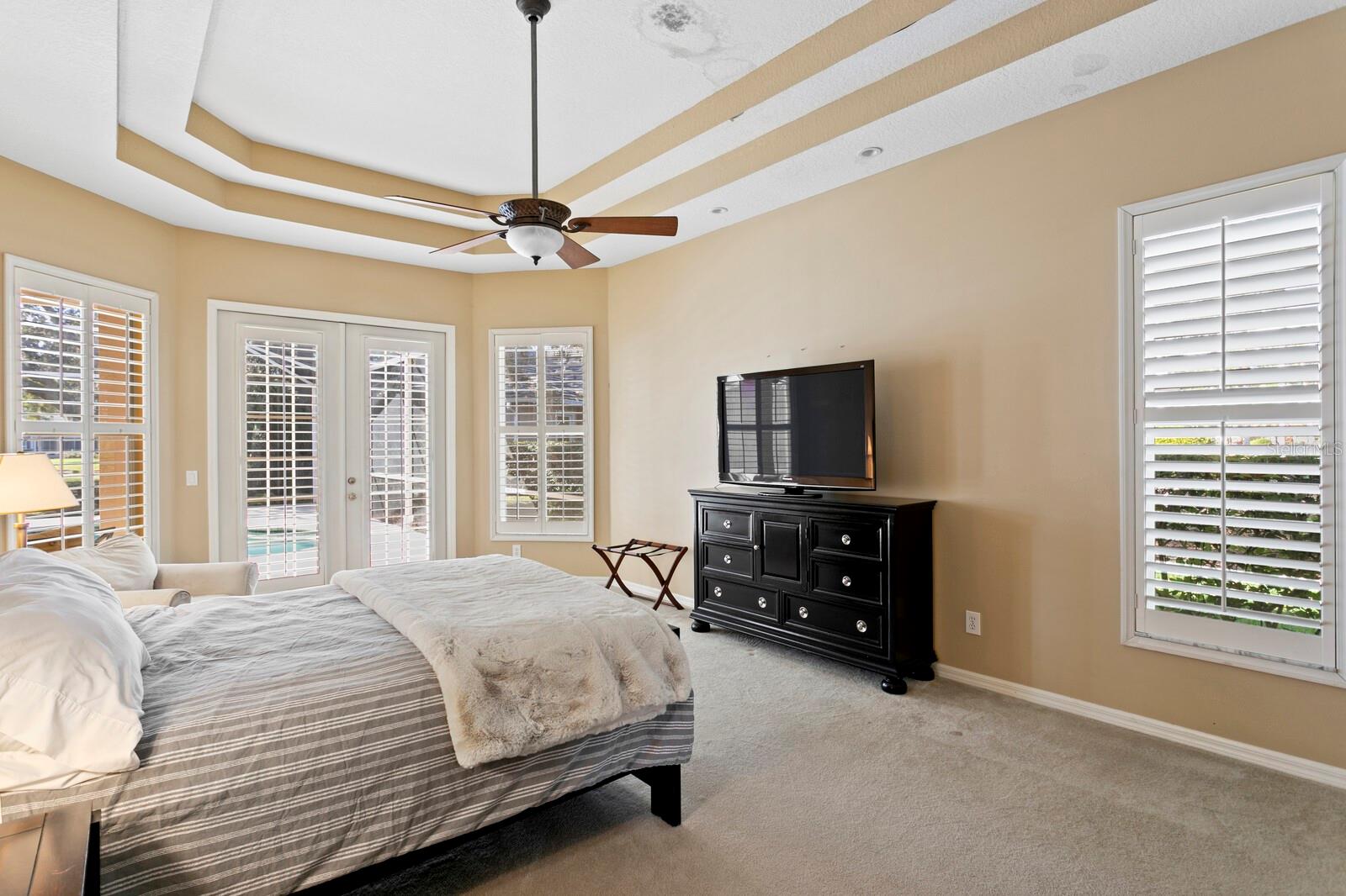 TAMPA PALMS - Residential