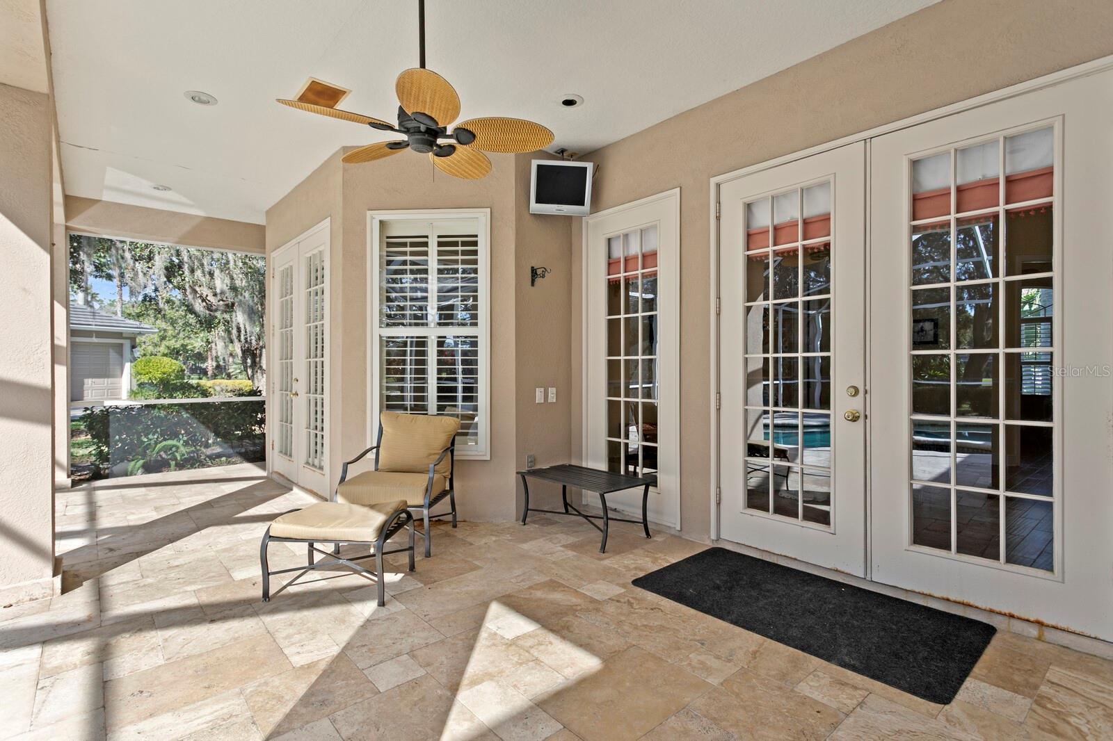 TAMPA PALMS - Residential