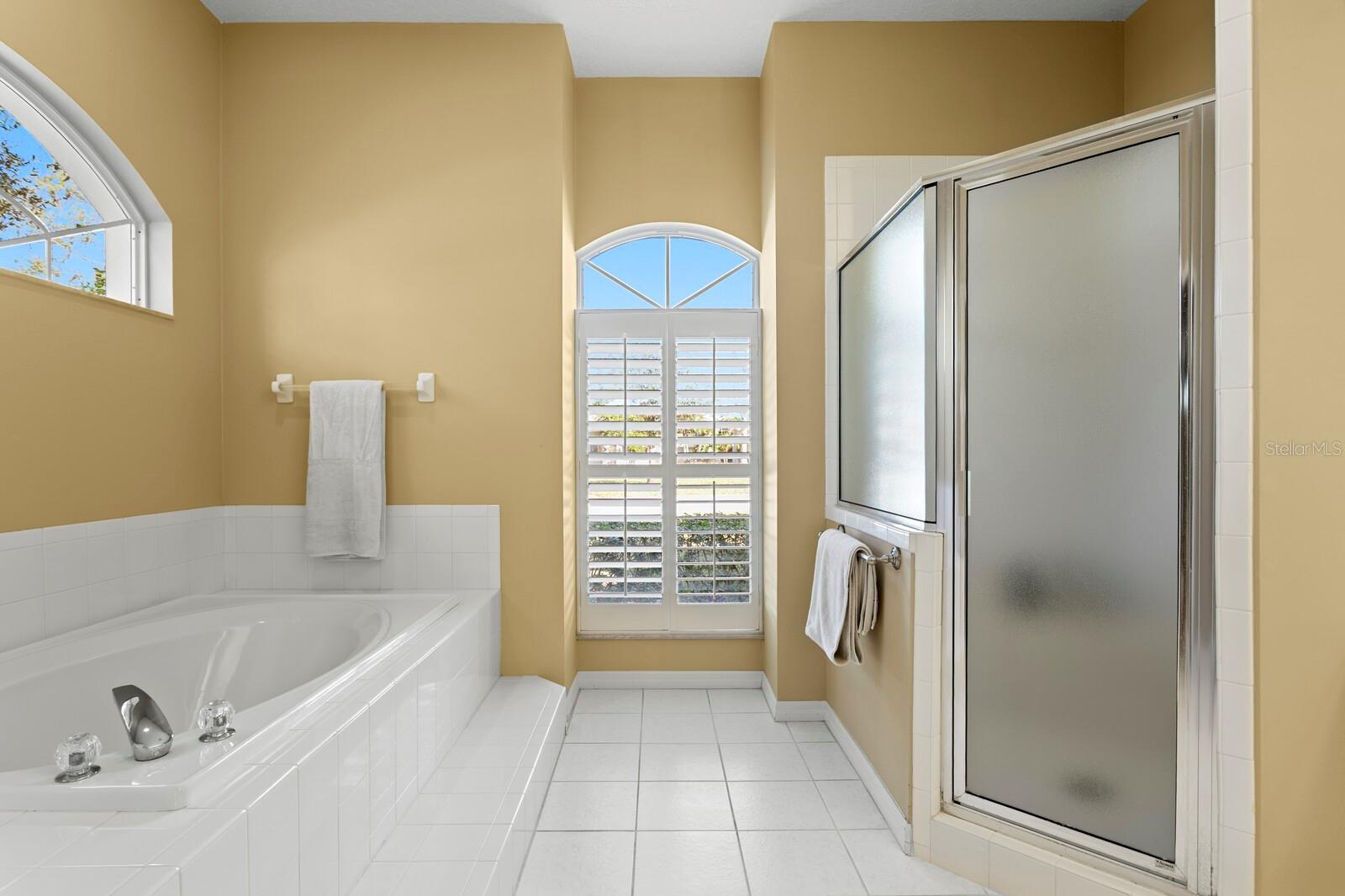 TAMPA PALMS - Residential