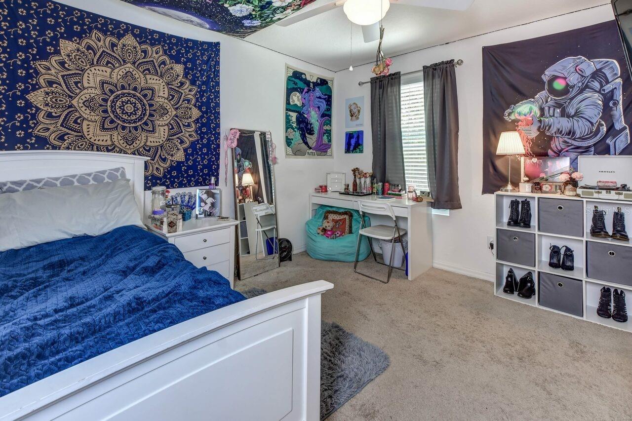 PARKMORE MANOR - Residential