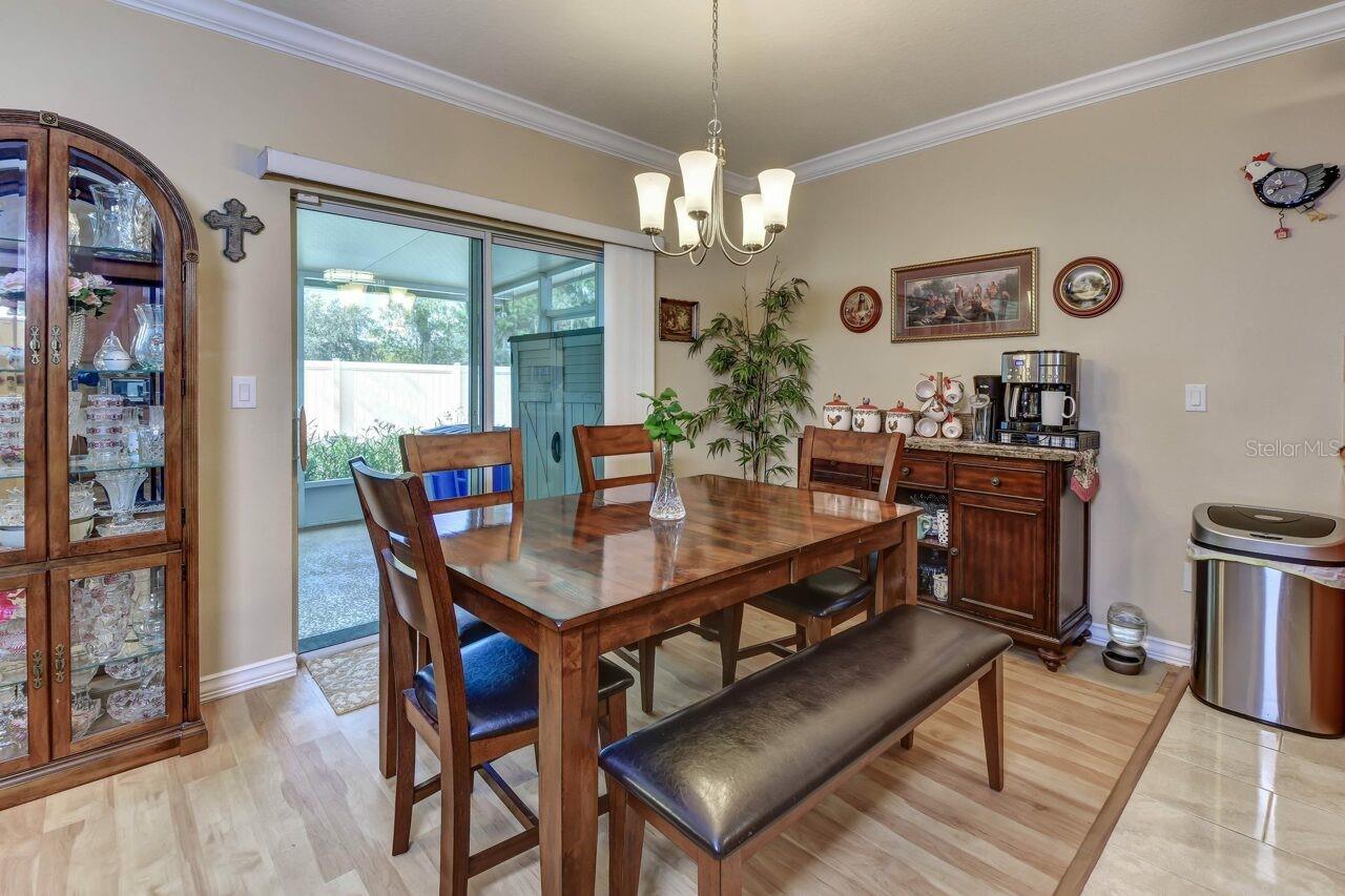 PARKMORE MANOR - Residential